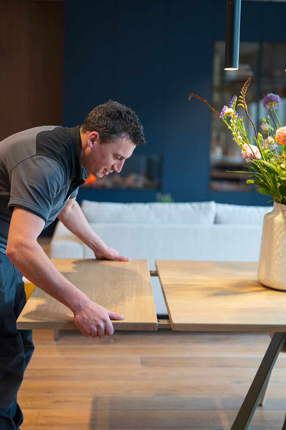 Have a dining table made and chairs? In The Hague adjustable table